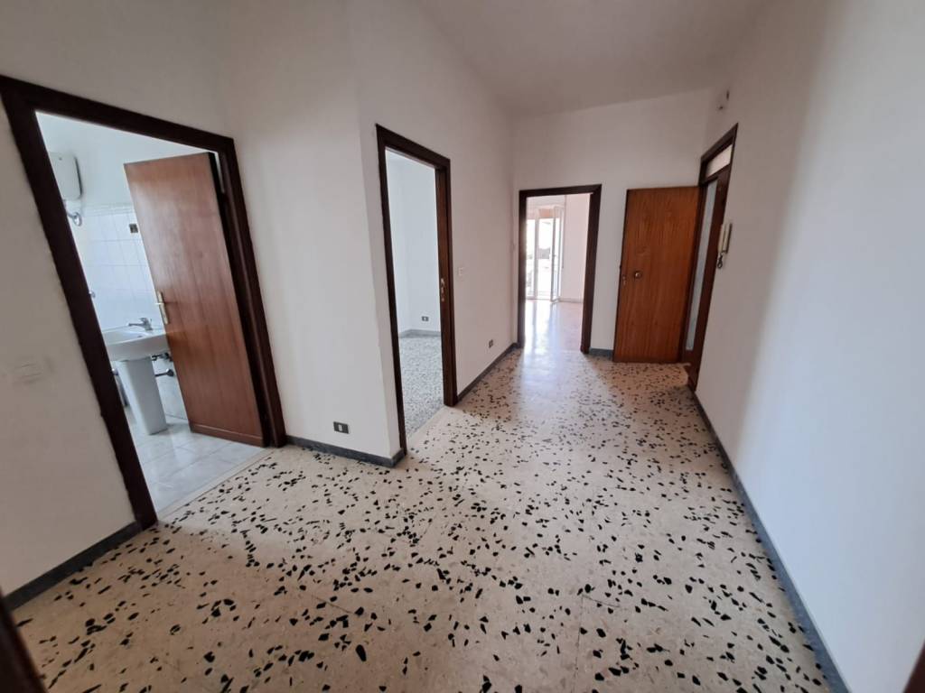 Appartamento a Aprilia in Via Leonardo da Vinci - Foto 3
