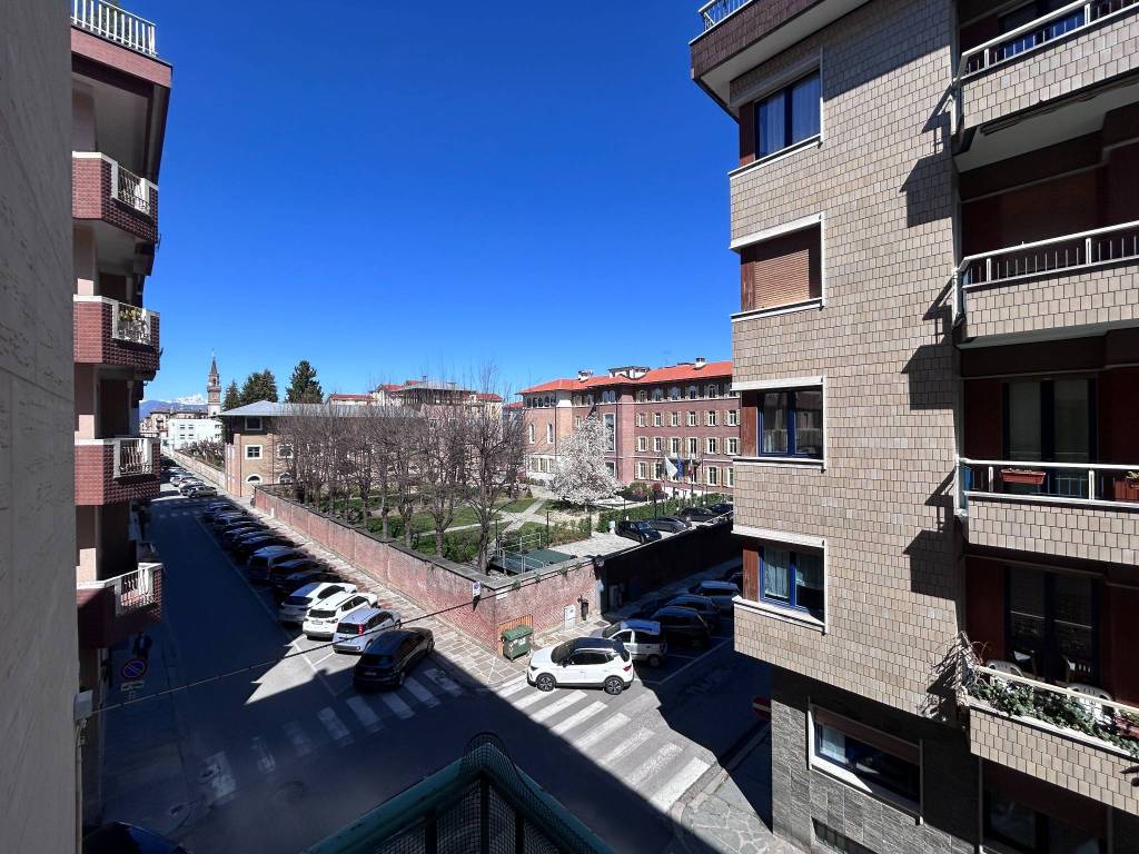 Appartamento a Cuneo in Via Monsignor Dalmazio Peano, 30 - Foto 4