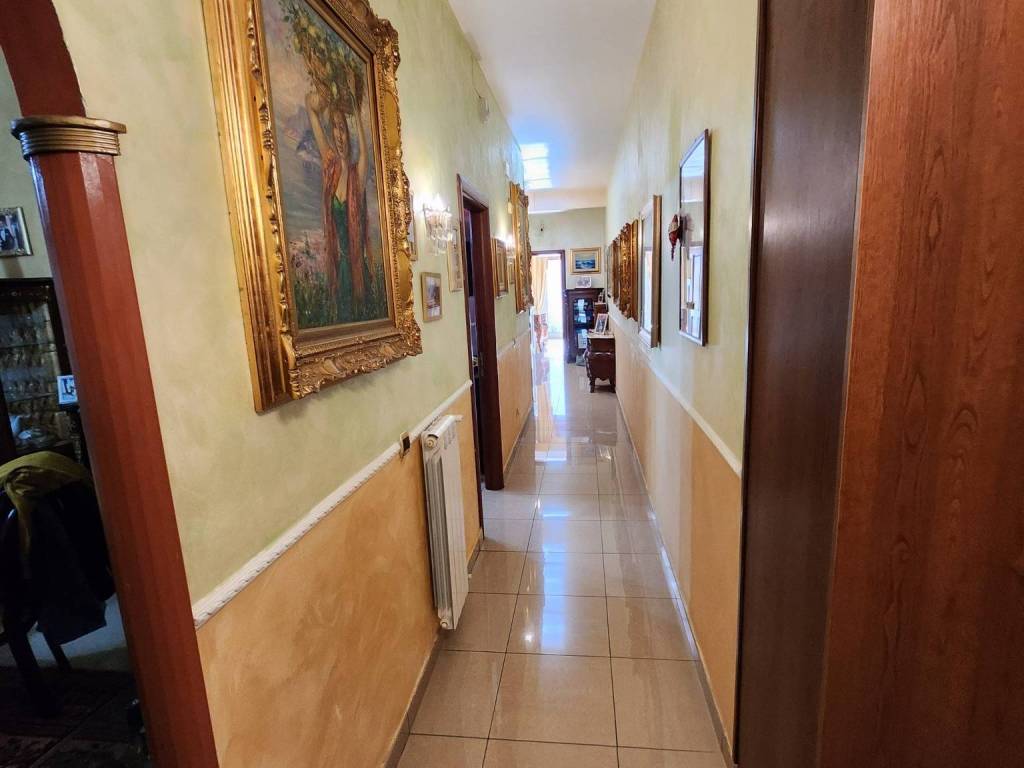 Appartamento a Salerno in Via Andrea Guglielmini - Foto 4