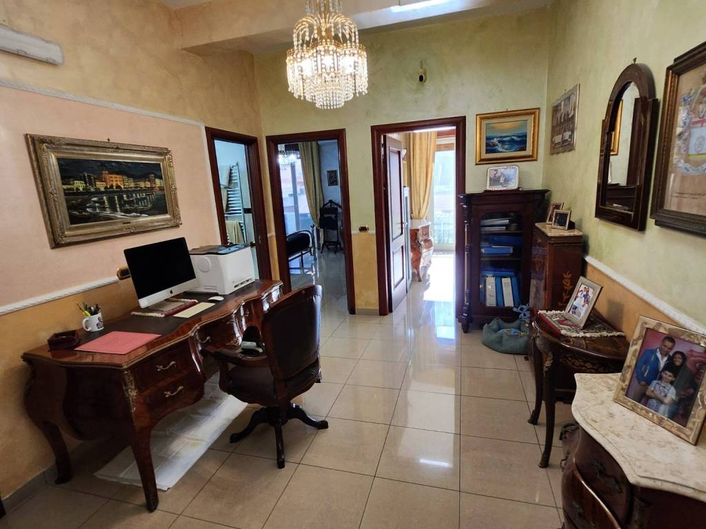Appartamento a Salerno in Via Andrea Guglielmini - Foto 5