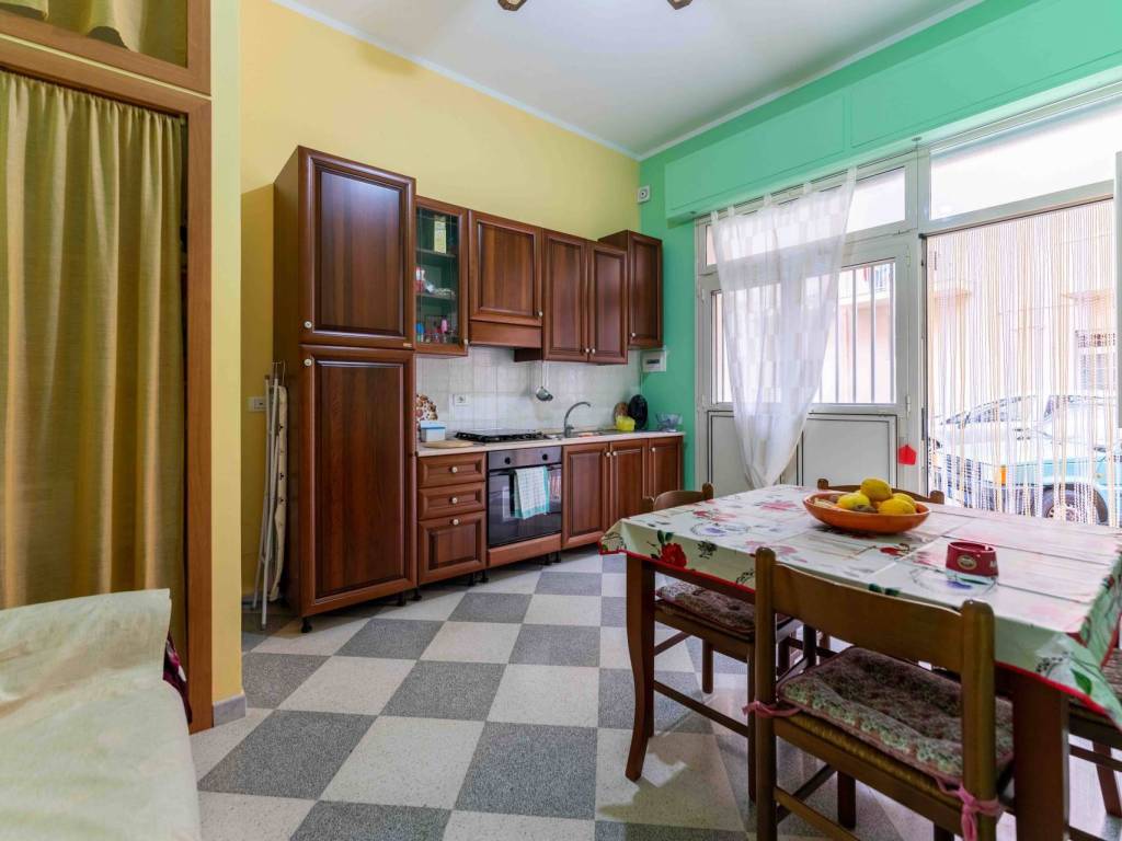 Appartamento a Lascari in via alcide de gasperi - Foto 2