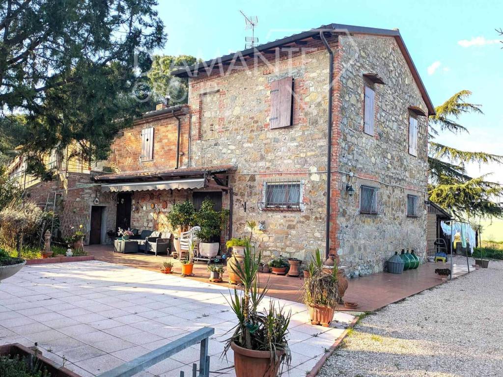 Casa indipendente a Castiglione del lago - Foto 2