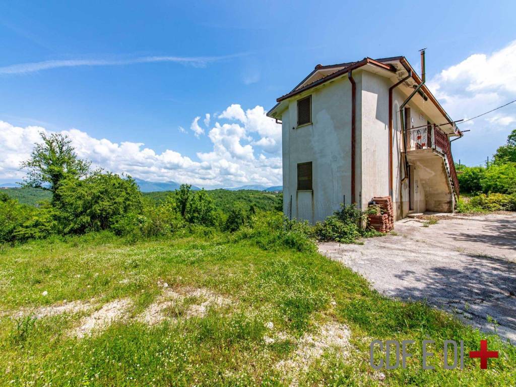 Villa a Longone sabino in Via Rieti - Foto 4