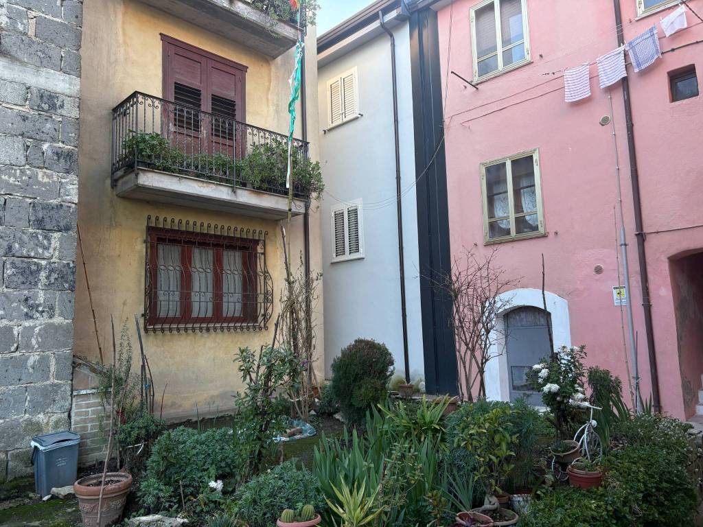 Casa indipendente a Avellino in Via Commendator Francesco Giancola, 164 - Foto 2