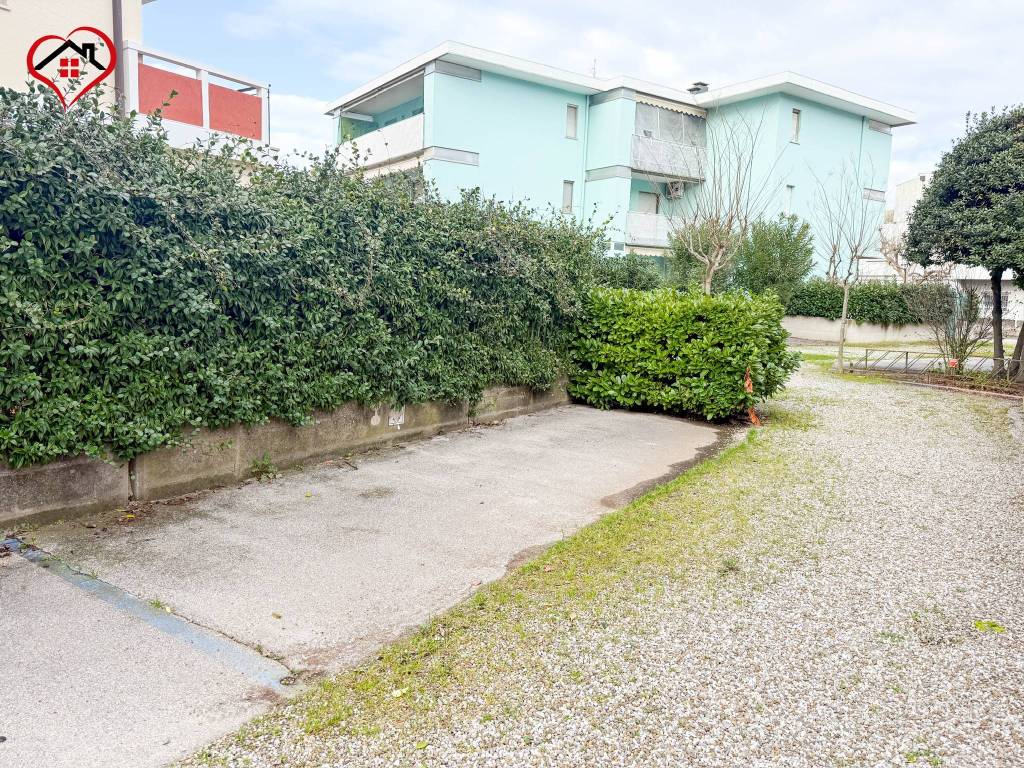 Appartamento a Grado in Viale Martiri della Libertà, 35 - Foto 2