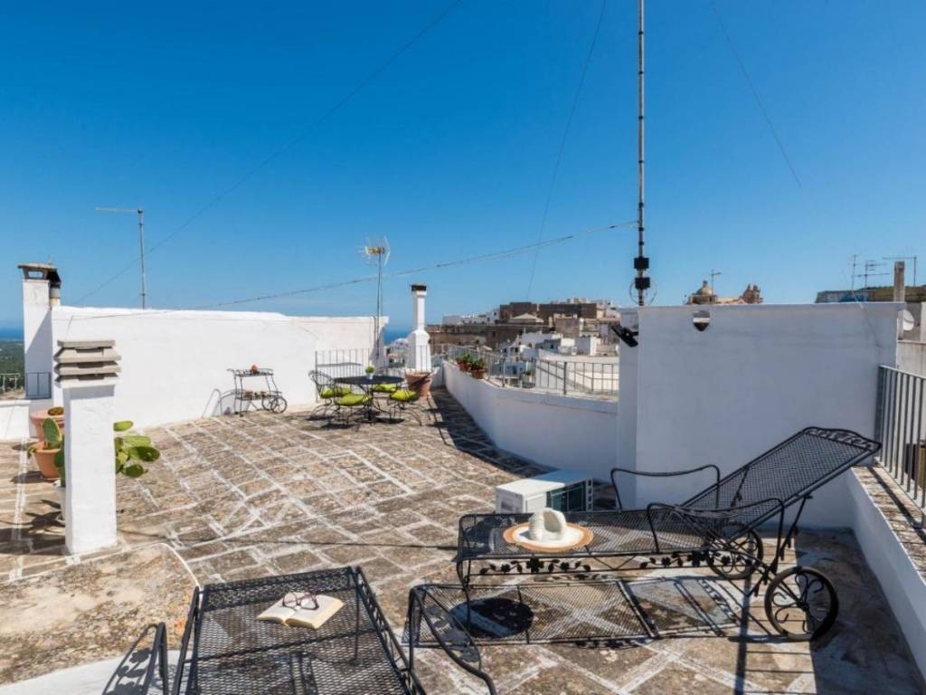 Appartamento a Ostuni in Via Giuditta Tavani Arquati - Foto 3