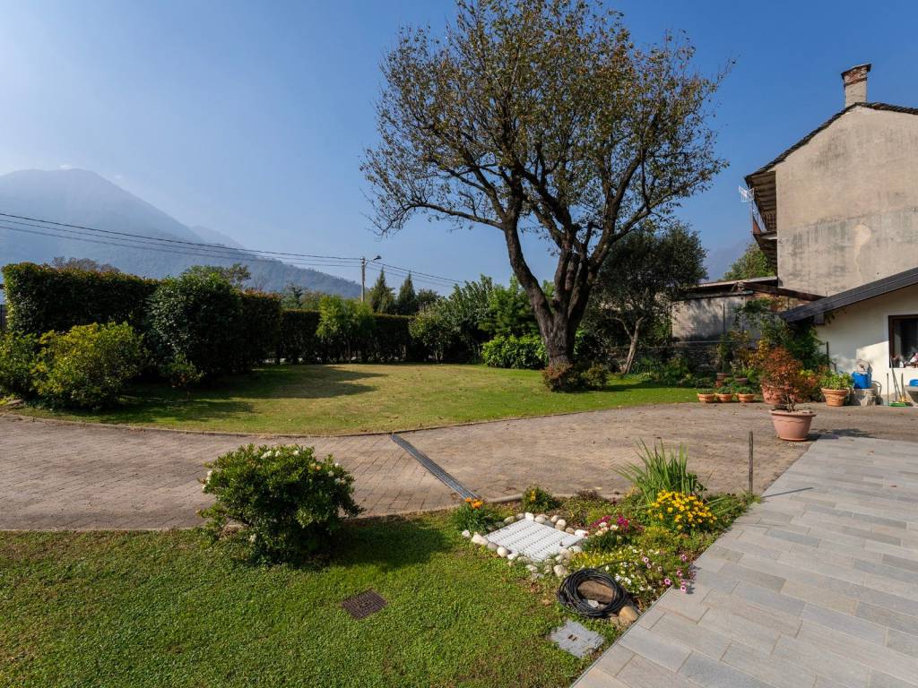 Villa a Mergozzo in Via Giovanni Francia - Foto 2