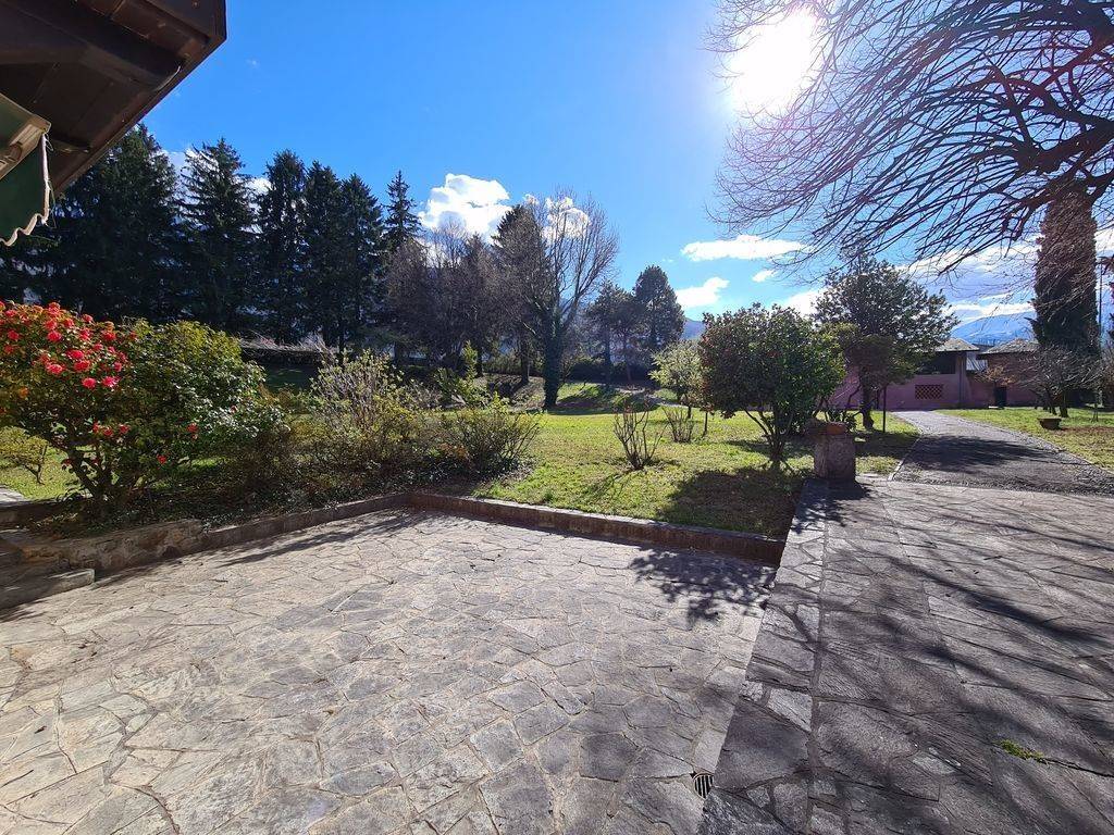 Villa a Colico in VIA PONTILE , 10 - Foto 3