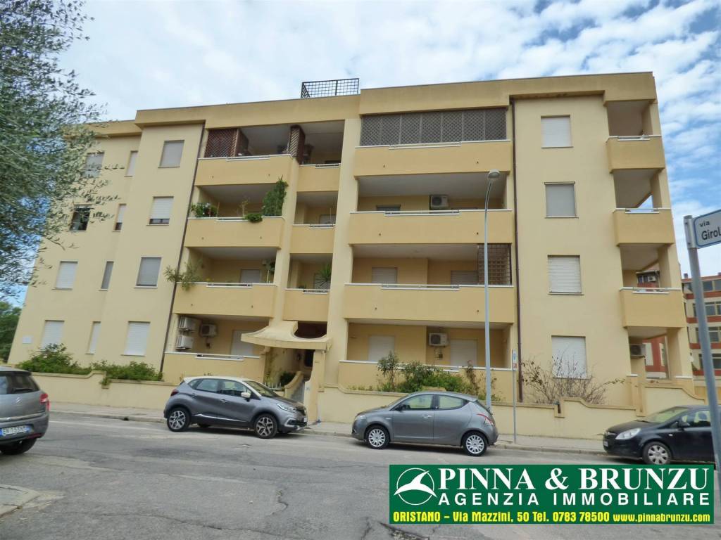 Appartamento a Oristano in VIA TOSCANINI, 7 - Foto 2