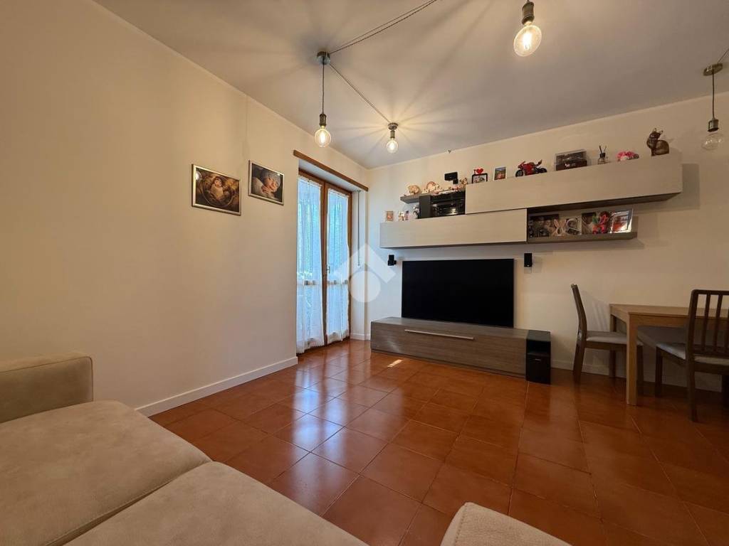 Appartamento a Borgaro torinese in Via Italia, 53 - Foto 3