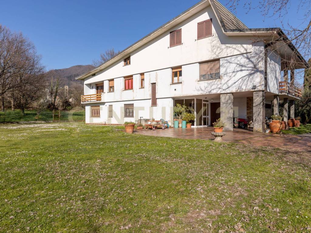 Villa a Capannori in Via delle Ville, 651 - Foto 2