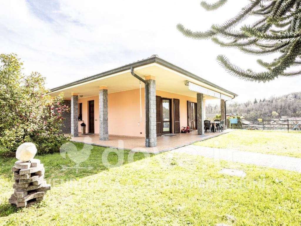 Villa a Cittiglio in Via della Cappelletta, 14 - Foto 2