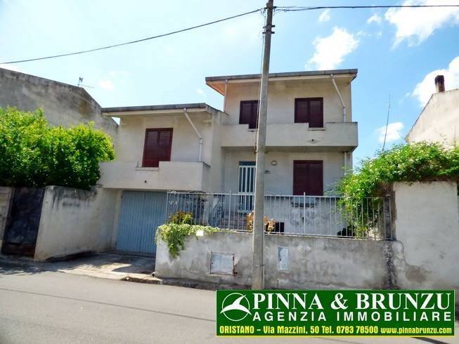 Villa a Tramatza in VIA GRAZIA DELEDDA, 23 - Foto 2