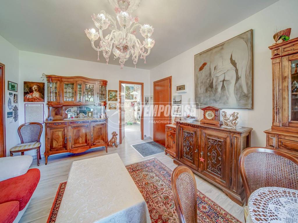 Appartamento a Angera in Via Mascagni 42 - Foto 3