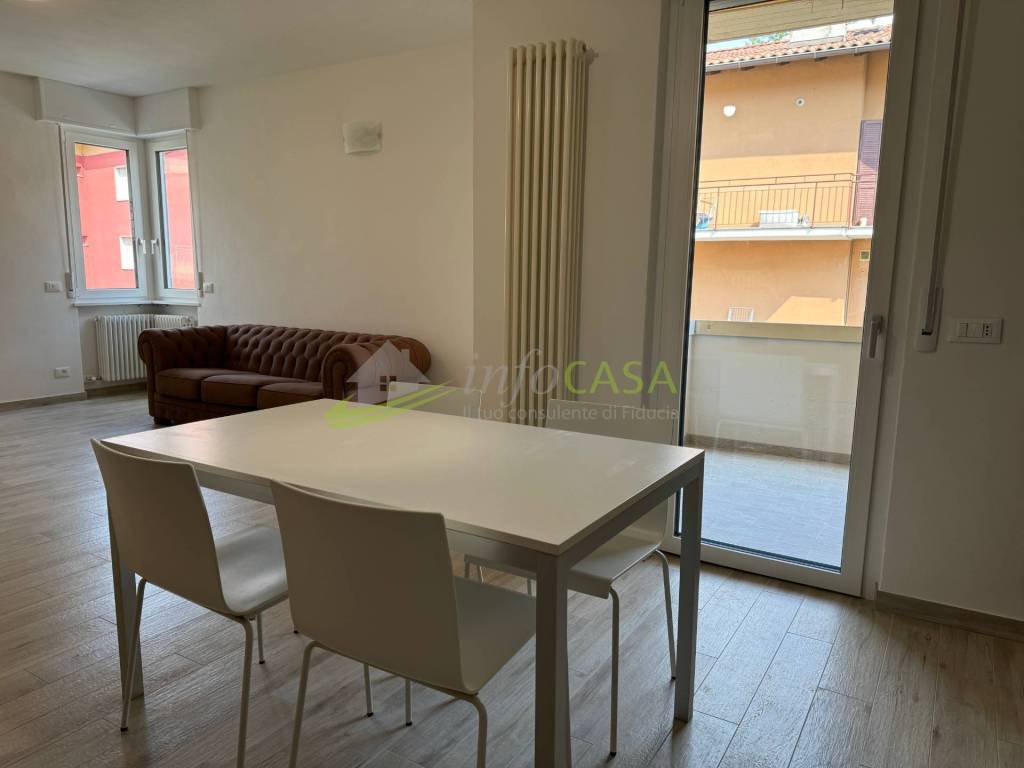 Appartamento a Rovereto in Via Fogolari - Foto 3