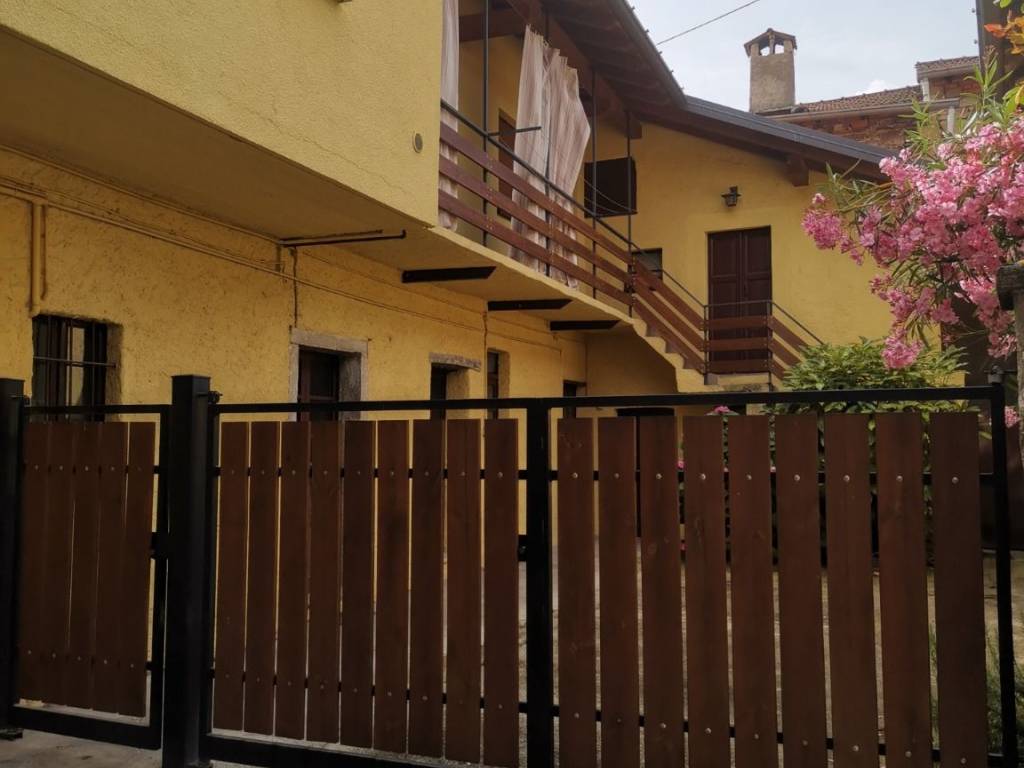 Casa indipendente a Gavirate - Foto 5