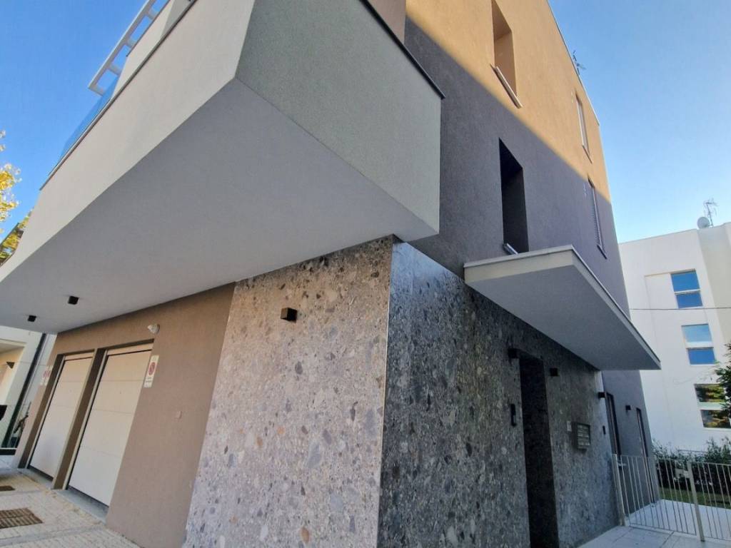 Appartamento a Riccione in Viale Virgilio Marone Publio - Foto 4