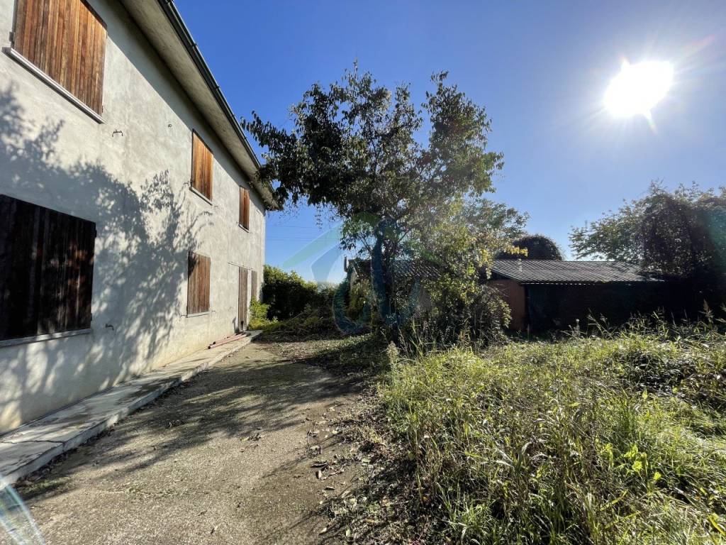 Villa a Monticelli d'ongina in VIA REPUBBLICA - Foto 5