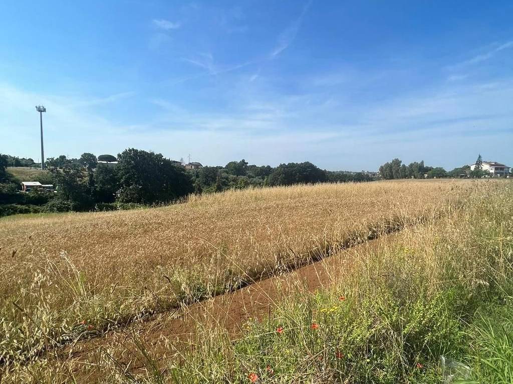 Terreno a Aprilia in Via Fossignano - Foto 2