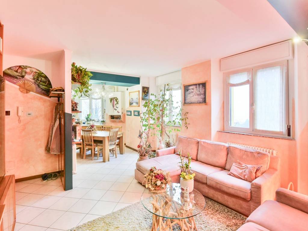 Appartamento a Valmadrera in Via Monsignor Giulio Parmigiani, 30 - Foto 4