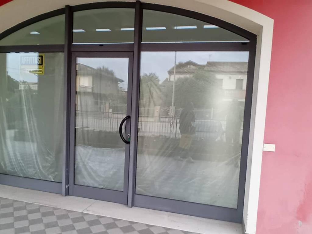 Immobile a Due carrare - Foto 2