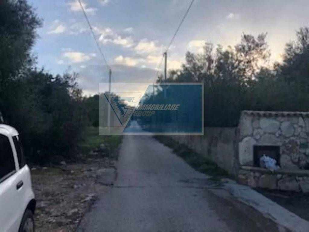 Terreno a Melilli in Via Brancati - Foto 2