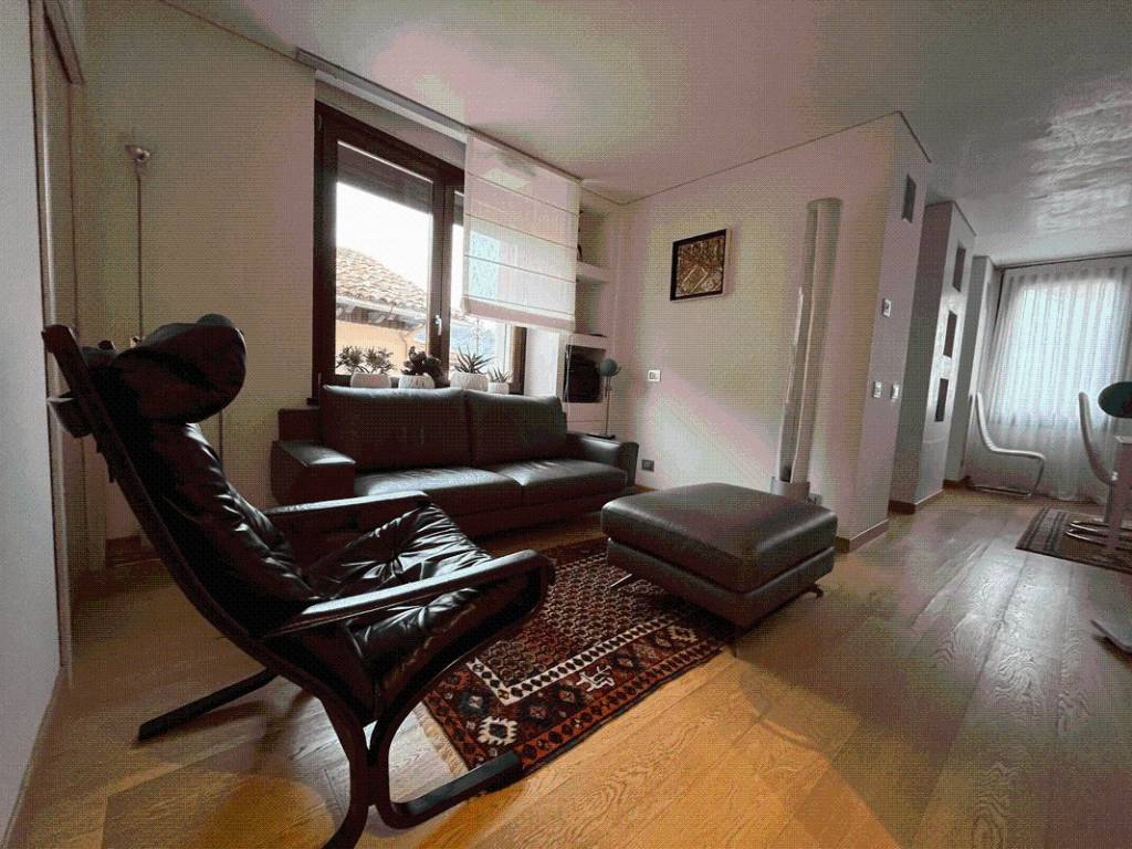 Casa indipendente a Vittorio veneto in Via Niccolò Tommaseo - Foto 4