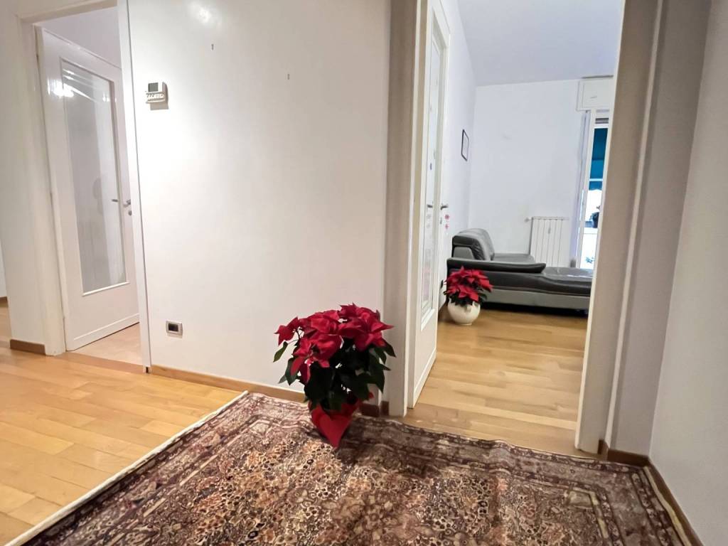 Appartamento a Genova in Via Arturo Ferretto, 1 - Foto 3
