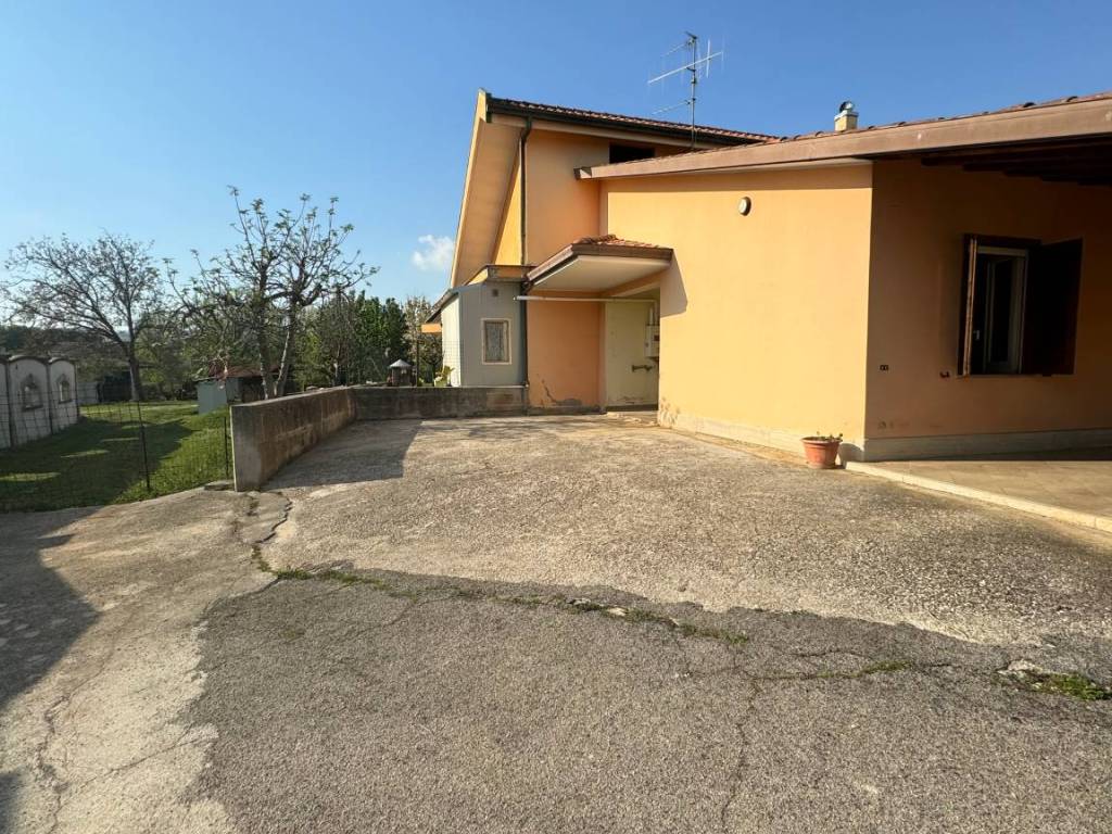 Villa a Alatri in Via Quercia d'Orlando, 32 - Foto 2