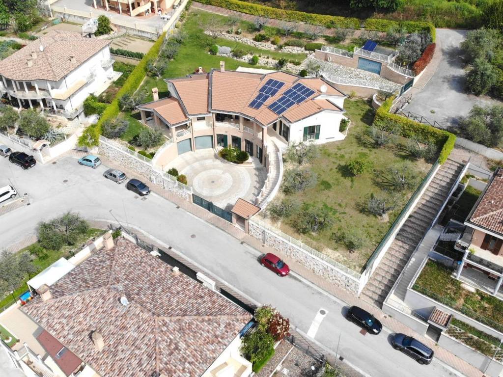 Villa a Castel di lama in Via Maestri del Lavoro, 28 - Foto 3