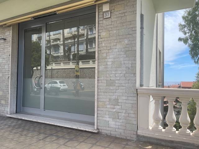 Immobile a Ospedaletti in Corso Regina Margherita, 37 - Foto 2