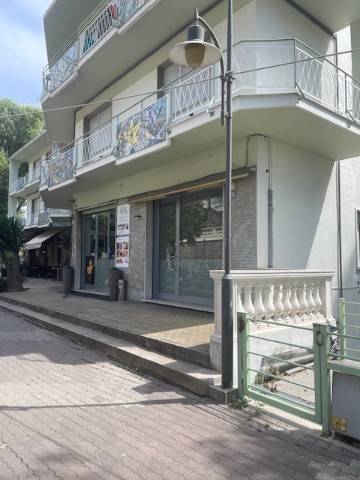Immobile a Ospedaletti in Corso Regina Margherita, 37 - Foto 4