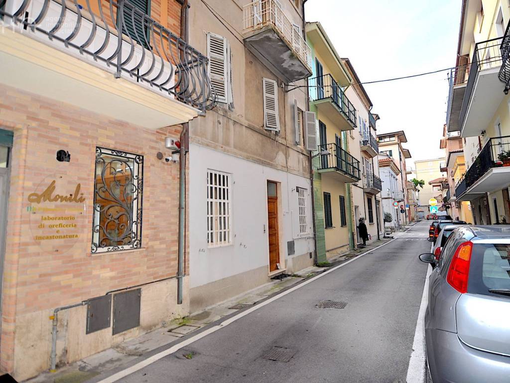 Casa indipendente a Cupra marittima in Via Cairoli, 12 - Foto 2