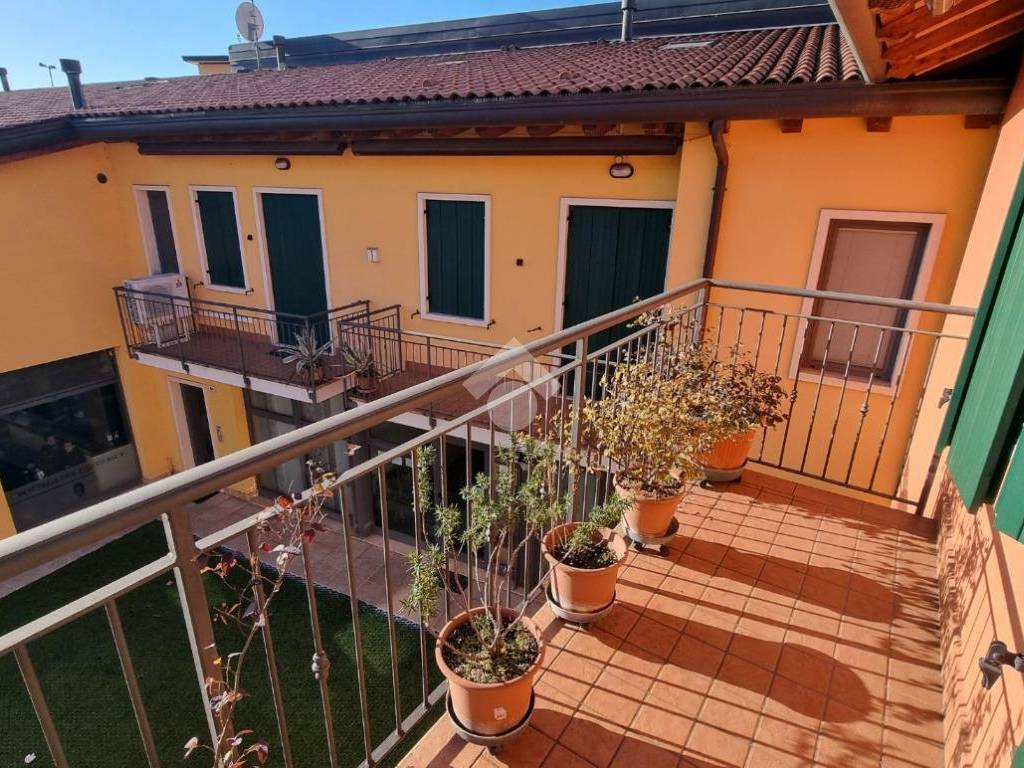 Appartamento a Verona in Via Beniamino Romagnoli, 9 - Foto 3