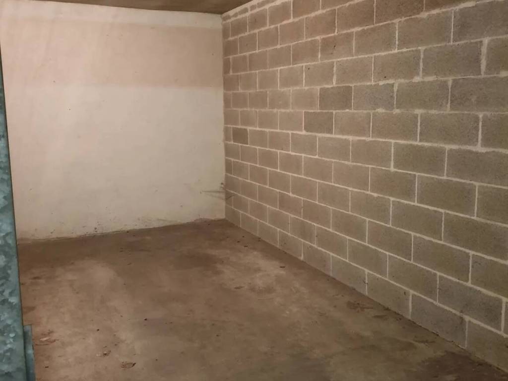 Box / garage a Asti in Via Ezio Baroncini S.N.C. - Foto 4