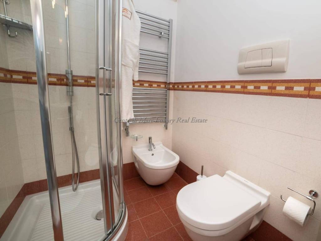 Casa indipendente a Ceglie messapica in Via Dante Alighieri - Foto 4