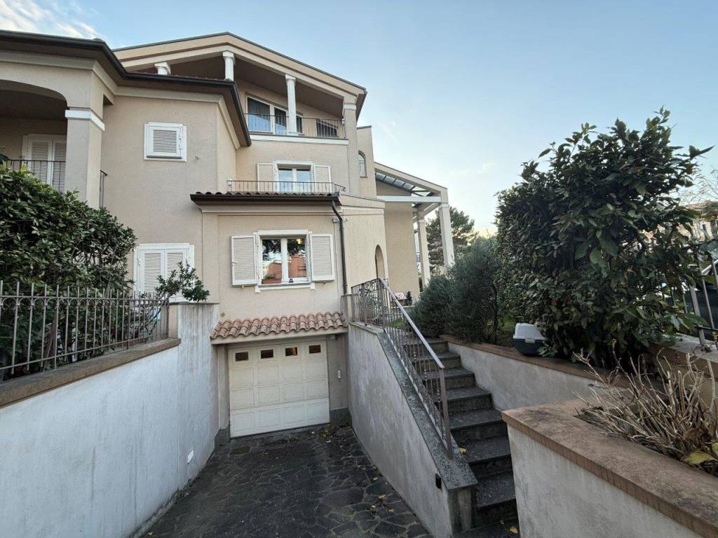 Villetta a schiera a Civitanova marche in Via Giovan Mario Crescimbeni - Foto 2