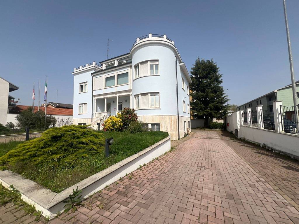 Palazzo / stabile a Vercelli in Corso Marcello Prestinari, 162 - Foto 3