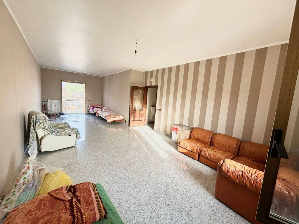 Appartamento a Lamezia terme in Via Nicola Nicotera, 14 - Foto 4