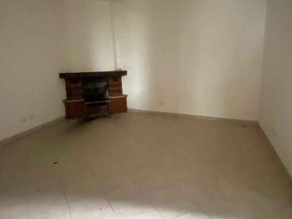 Appartamento a Cuveglio in via Filzi, 27 - Foto 3