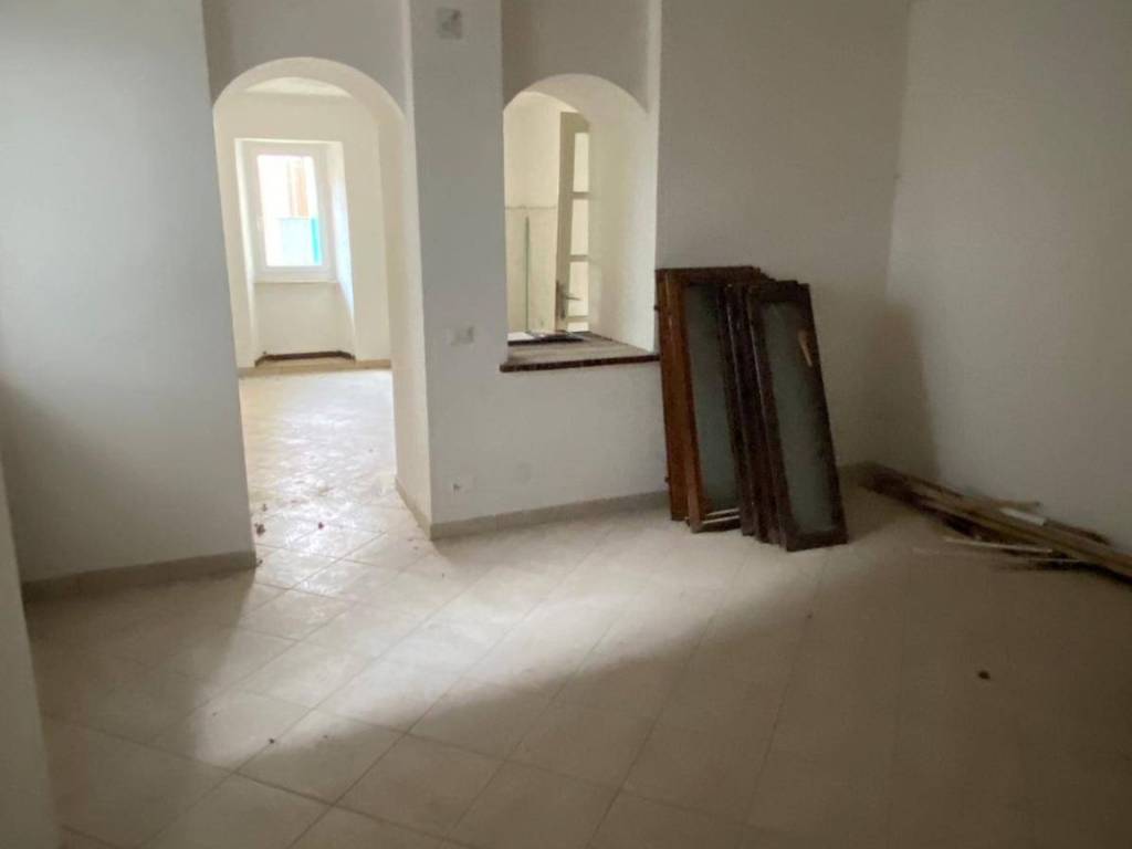 Appartamento a Cuveglio in via Filzi, 27 - Foto 4