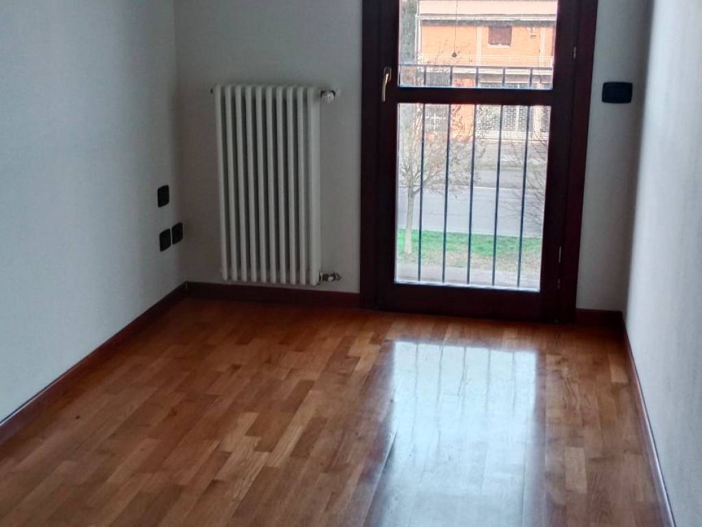Appartamento a Mirandola in Via Marianna Saltini - Foto 3