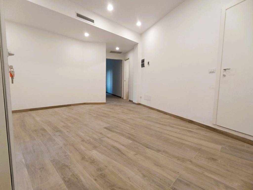 Appartamento a Finale ligure in Via Paolo Cappa, 21 - Foto 3