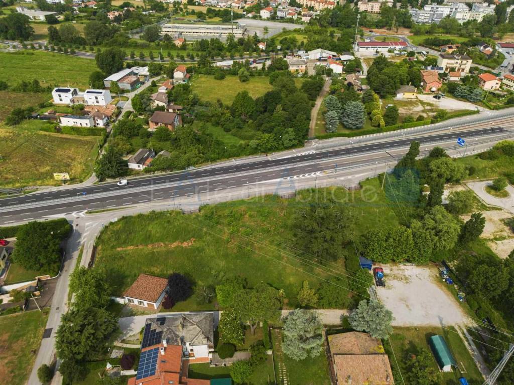 Terreno a Venezia in Via Martiri della Libertà - Foto 2