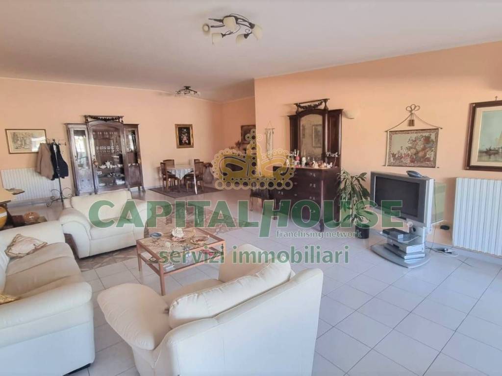 Appartamento a Caserta in Via Marie Sklodowska Curie, 17 - Foto 3