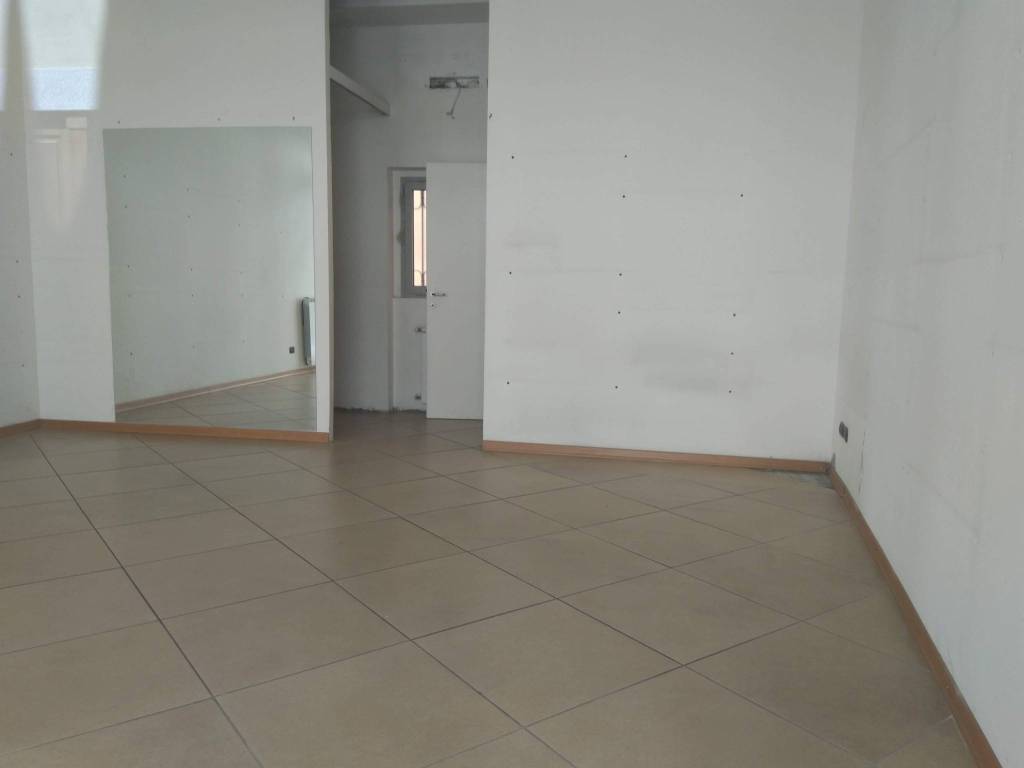 Immobile a Novara in Galleria dei Portici, 18 - Foto 5
