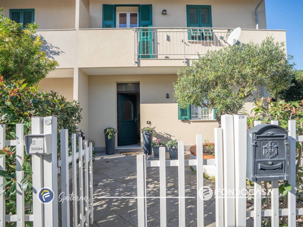 Villetta a schiera a Spotorno in Via Coreallo - Foto 2