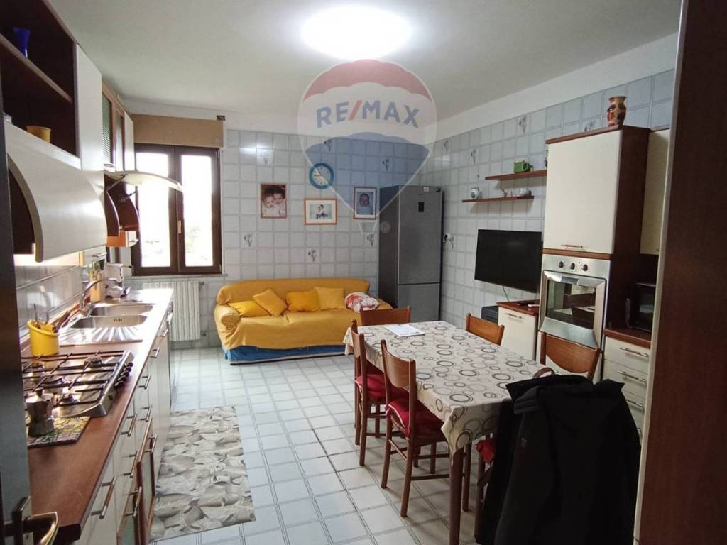 Appartamento a Montesarchio - Foto 3