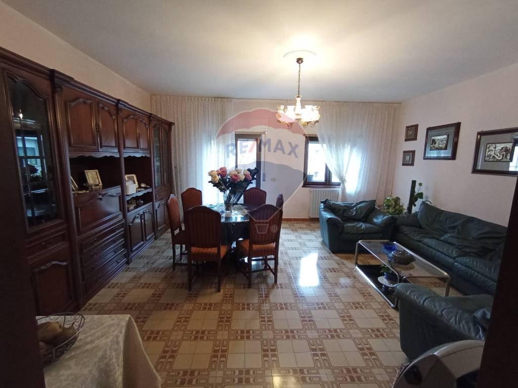 Appartamento a Montesarchio - Foto 5