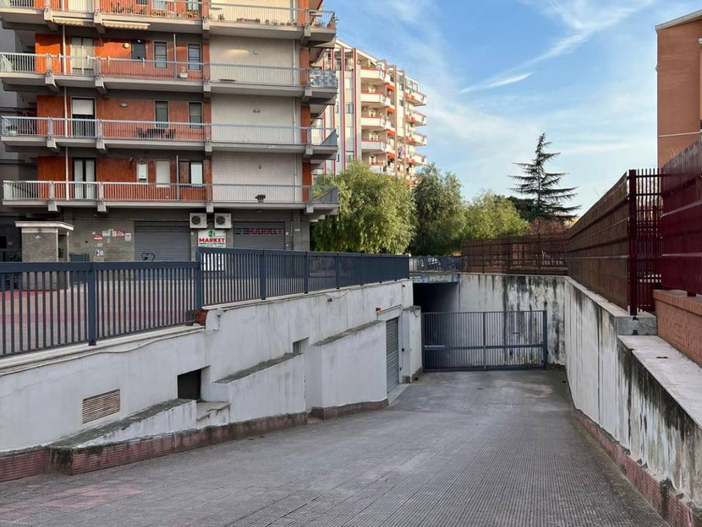 Box / garage a Foggia in Via Padre Antonio da Olivadi, 47 - Foto 2